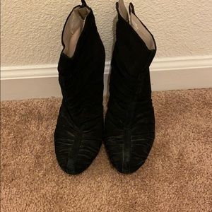 Nine West suede bootie heel size 7